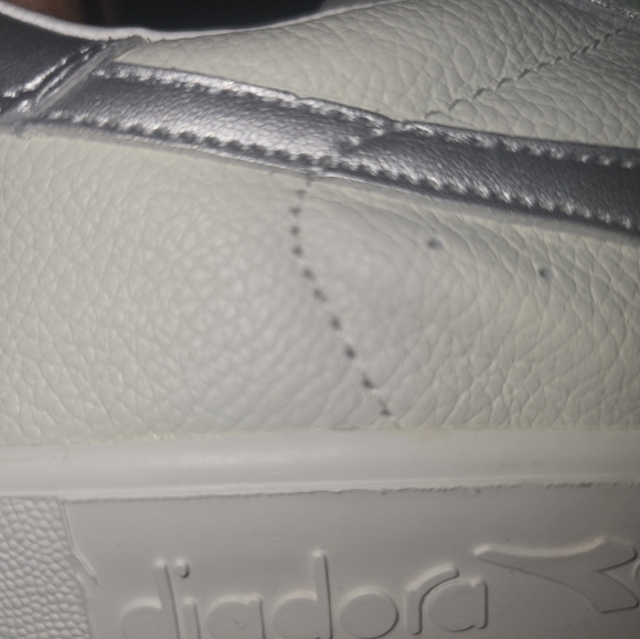 Diadora Never-worn Size 8.5 - Picture 5 of 7